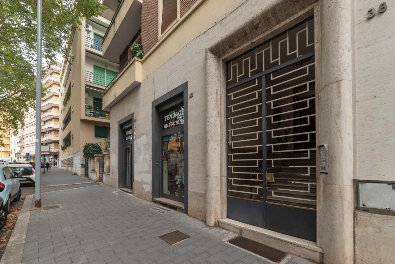 Piazza Re Di Roma Apartment Exterior photo