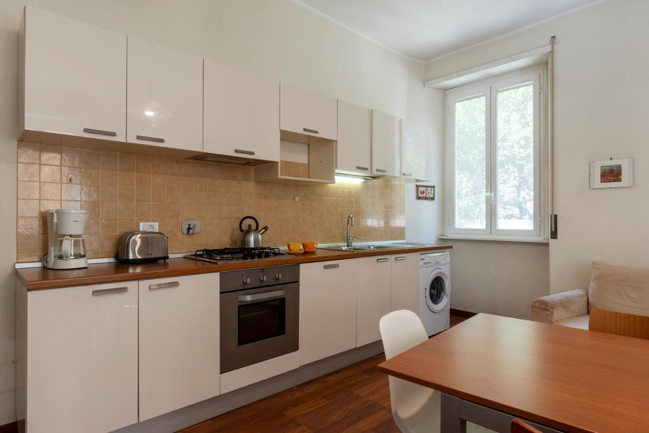 Piazza Re Di Roma Apartment Exterior photo
